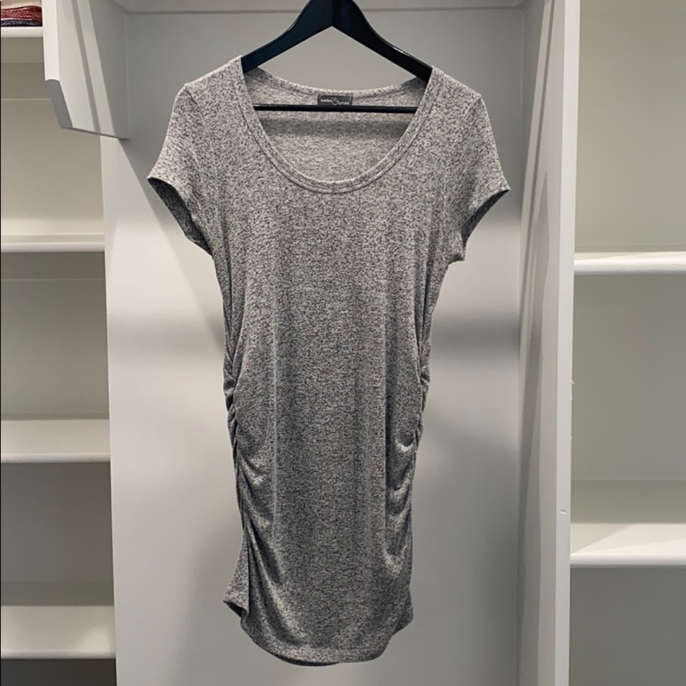 *Spring cleaning* market & spruce maternity top